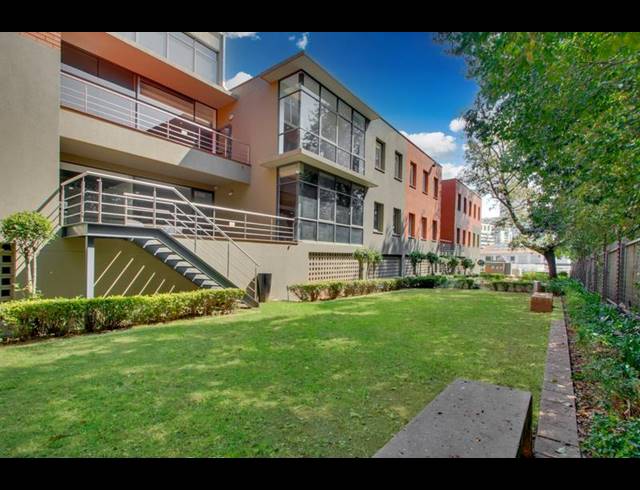 BUSINESS PROPERTY TO RENT IN SANDOWN